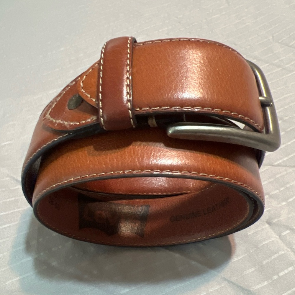 Levis Mens Brown Worked Leather Belt Pewter Finish  Buckle Size 38-43